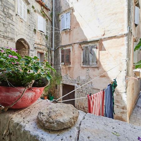 Apartman Baba Zorka トロギール エクステリア 写真